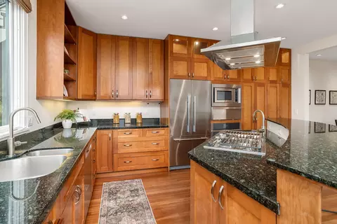Kitchen - 791 27th St, San Francisco, CA 94131 photo 3 of 4