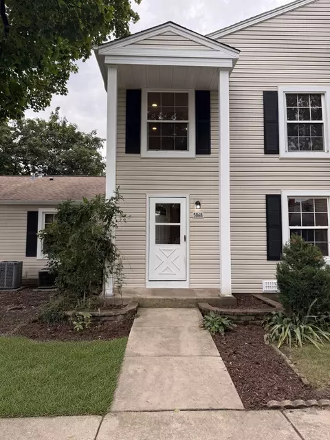 506 Darlene Ln #B, Glendale Heights, IL 60139