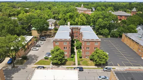 View/Area - 52 Forest Ave #2N, Riverside, IL 60546 photo 4 of 4