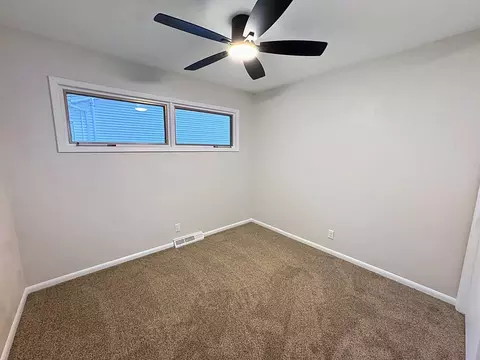 Bedroom - 2438 3rd St, Moline, IL 61265 photo 5 of 6