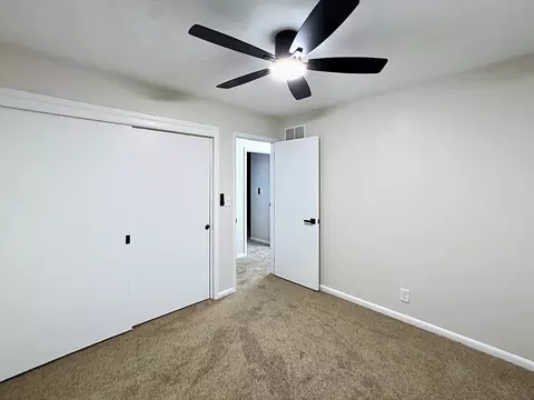 Bedroom - 2438 3rd St, Moline, IL 61265 photo 4 of 6