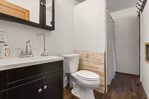 Bath - 2629 39th Ave, Moline, IL 61265 photo 1 of 1