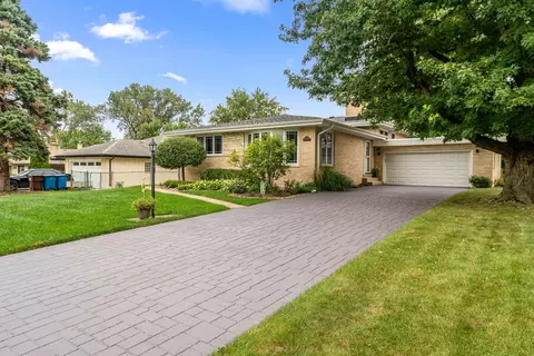 12449 S Mcvickers Ave, Palos Heights, IL 60463