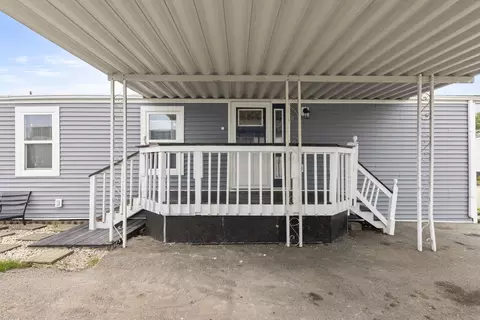 Undisclosed, Bartlett, IL 60103 photo 13