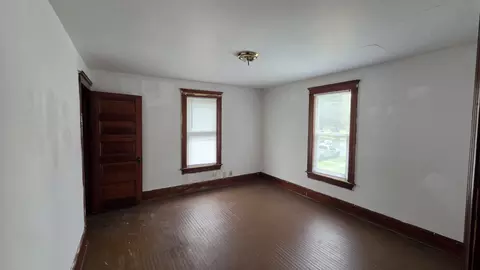 1002 Oak Ave S, Freeport, IL 61032 photo 9