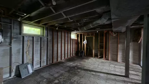 Other - 1303 S Oak Ave, Freeport, IL 61032 photo 9 of 10