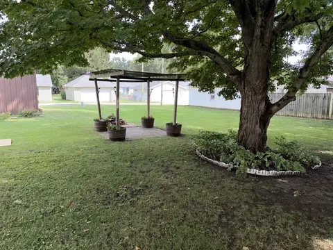 Exterior - 211 N Seminary St, Downs, IL 61736 photo 14 of 52