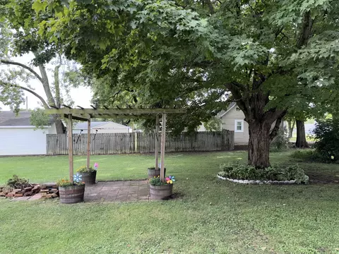 Exterior - 211 N Seminary St, Downs, IL 61736 photo 24 of 52