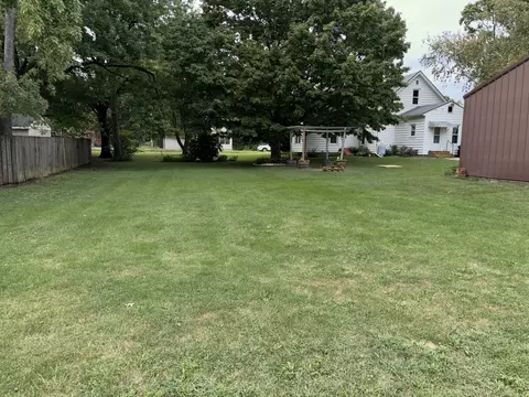 Exterior - 211 N Seminary St, Downs, IL 61736 photo 21 of 52