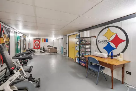 Other - 952 W Grant Dr, Des Plaines, IL 60016 photo 3 of 6