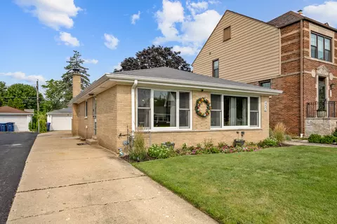 Other - 952 W Grant Dr, Des Plaines, IL 60016 photo 6 of 6