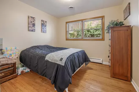 Other - 952 W Grant Dr, Des Plaines, IL 60016 photo 2 of 6