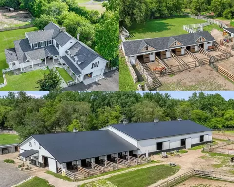 708 S Rose Farm Rd, Woodstock, IL 60098