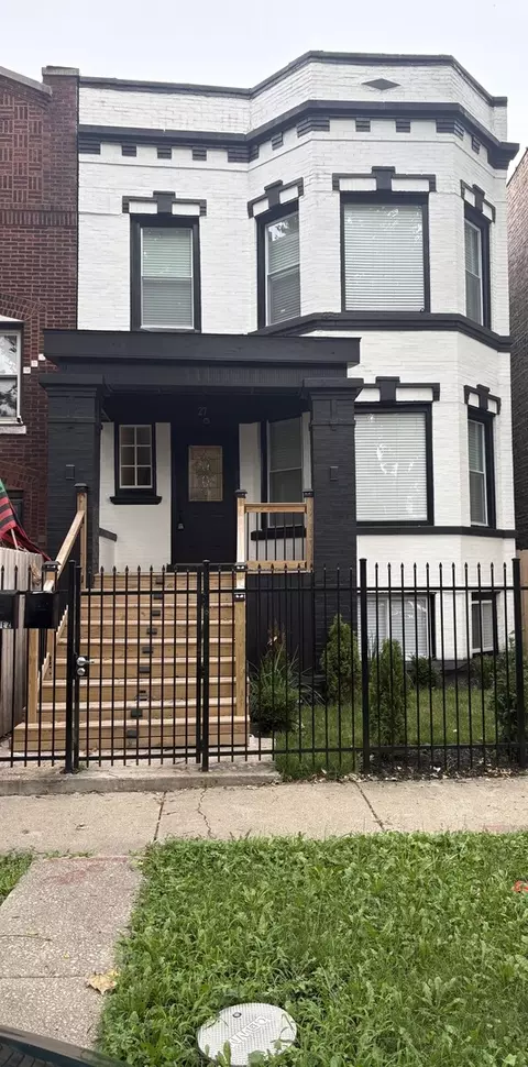 27 N Latrobe Ave, Chicago, IL 60644