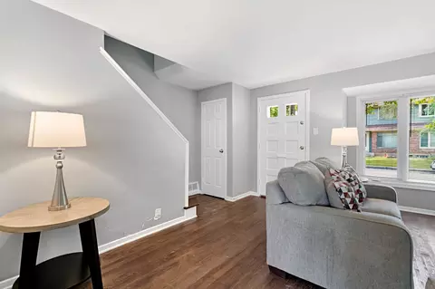 Entry Way - 17 Michael Rd, Park Forest, IL 60466 photo 2 of 2