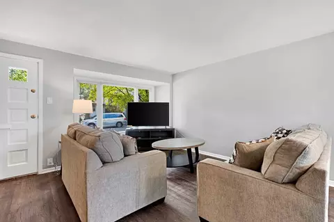 Living - 17 Michael Rd, Park Forest, IL 60466 photo 1 of 2