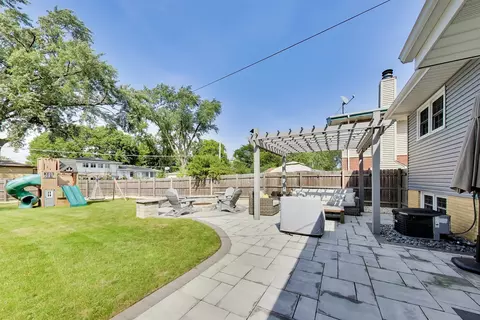 296 Springfield Ter, Des Plaines, IL 60018 photo 27