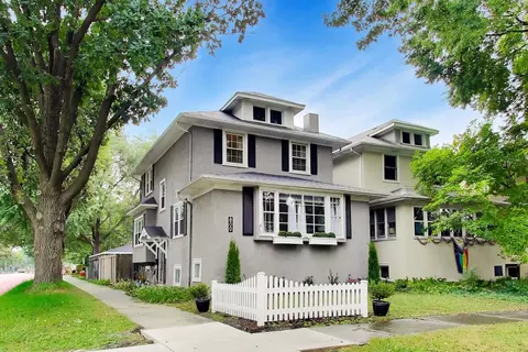 800 S Scoville Ave, Oak Park, IL 60304
