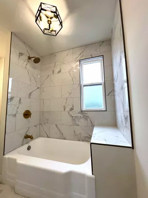 Bath - 3704 Stella Blvd, Steger, IL 60475 photo 1 of 5