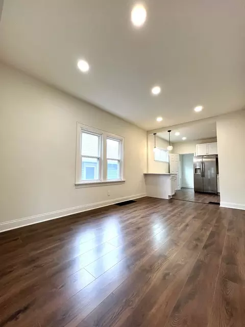 Living - 3704 Stella Blvd, Steger, IL 60475 photo 3 of 4