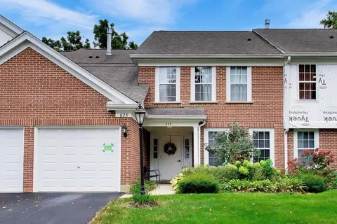 625 Edinburgh Ln, Prospect Heights, IL 60070