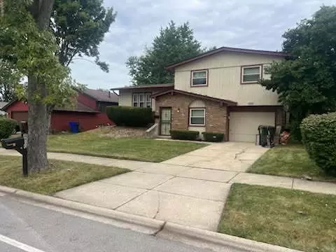 4900 Imperial Dr, Richton Park, IL 60471