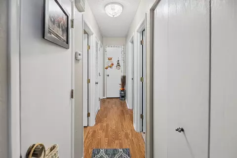 Entry Way - 102 Lamar Dr, Salem, IL 62881 photo 1 of 1