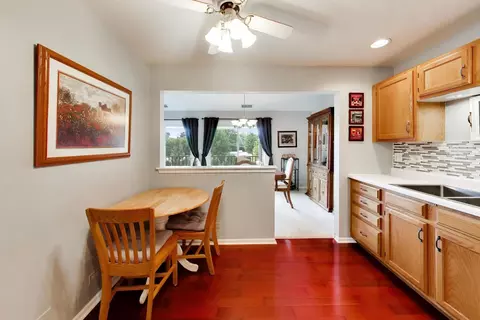 Other - 1012 Butternut Ln #D, Mount Prospect, IL 60056 photo 2 of 4