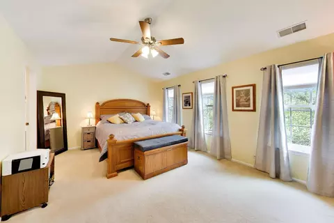 Bedroom - 1012 Butternut Ln #D, Mount Prospect, IL 60056 photo 1 of 6