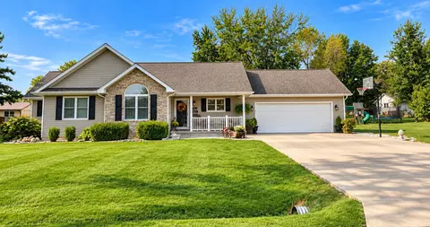 710 Prince Dr, Pinckneyville, IL 62274