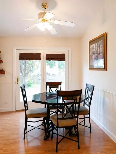 Dining - 1010 Fox Run Ln, Algonquin, IL 60102 photo 2 of 2