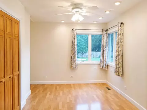 Bedroom - 1010 Fox Run Ln, Algonquin, IL 60102 photo 7 of 7