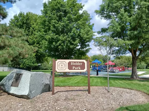 Other - 1010 Fox Run Ln, Algonquin, IL 60102 photo 7 of 8