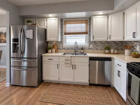 Kitchen - 1426 Hanson Dr, Normal, IL 61761 photo 2 of 5