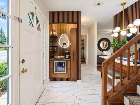 Entry Way - 1401 Knoll Dr, Naperville, IL 60565 photo 1 of 4
