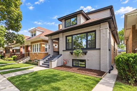 4437 N Marmora Ave, Chicago, IL 60630