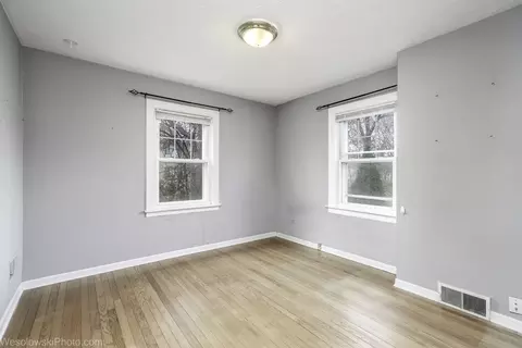 Bedroom - 1748 Lunt Ave, Des Plaines, IL 60018 photo 2 of 5