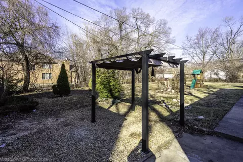 Exterior - 1748 Lunt Ave, Des Plaines, IL 60018 photo 4 of 7