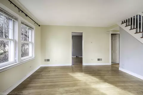Living - 1748 Lunt Ave, Des Plaines, IL 60018 photo 5 of 5