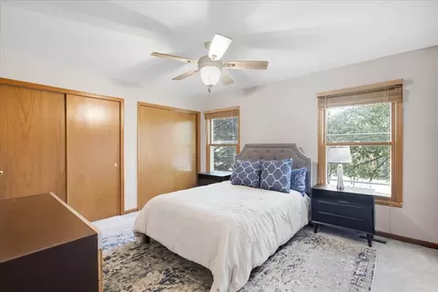 Bedroom - 1320 Spring Hill Dr, Algonquin, IL 60102 photo 2 of 3