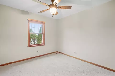 Bedroom - 1320 Spring Hill Dr, Algonquin, IL 60102 photo 3 of 3