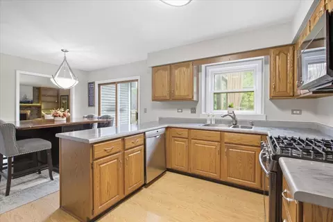 Kitchen - 1320 Spring Hill Dr, Algonquin, IL 60102 photo 1 of 2