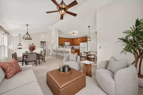 Living - 2429 Emily Ln, Elgin, IL 60124 photo 2 of 6