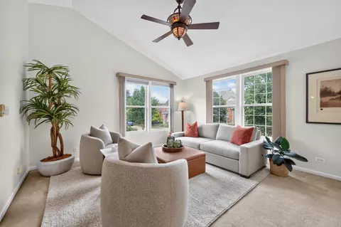 Living - 2429 Emily Ln, Elgin, IL 60124 photo 4 of 6