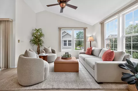Living - 2429 Emily Ln, Elgin, IL 60124 photo 1 of 6