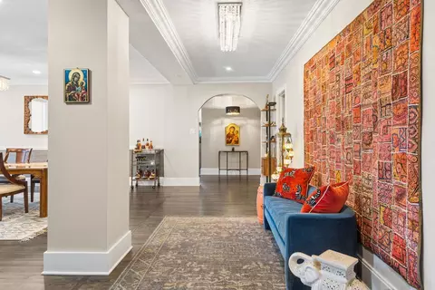Entry Way - 20 E Cedar St #17C, Chicago, IL 60611 photo 2 of 6