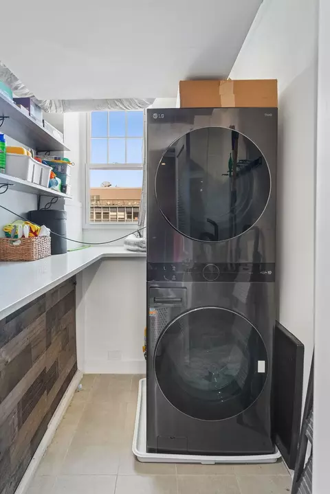 Other - 20 E Cedar St #17C, Chicago, IL 60611 photo 4 of 5