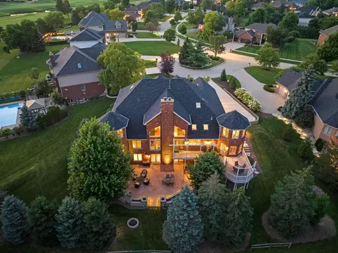 View/Area - 16159 W Red Cloud Dr, Lockport, IL 60441 photo 4 of 6