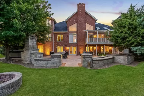 Exterior - 16159 W Red Cloud Dr, Lockport, IL 60441 photo 4 of 13