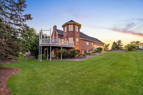Exterior - 16159 W Red Cloud Dr, Lockport, IL 60441 photo 7 of 13